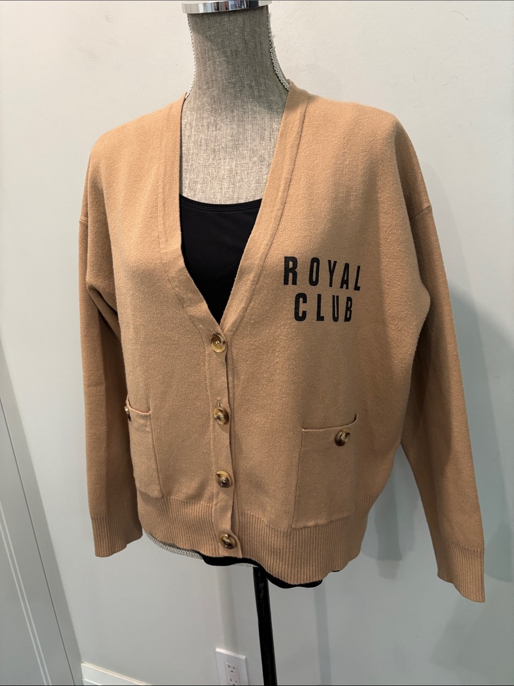 Ellandemm Royal Club Oversized Cardigan Preppy Old Money Tan Large - Picture 8 of 13
